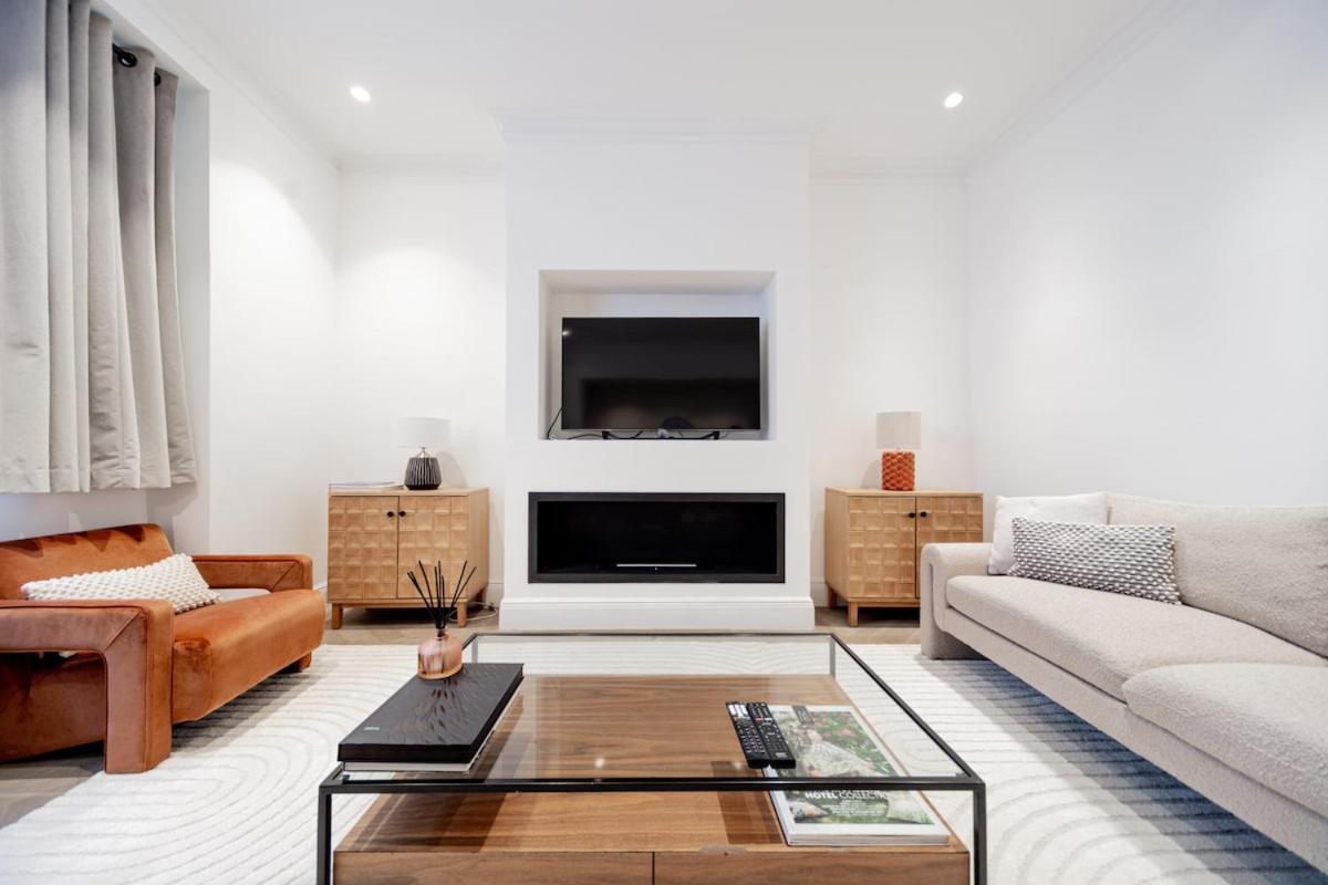 Lovely 2 Bedroom Flat In The Heart Of Kensington Apartment