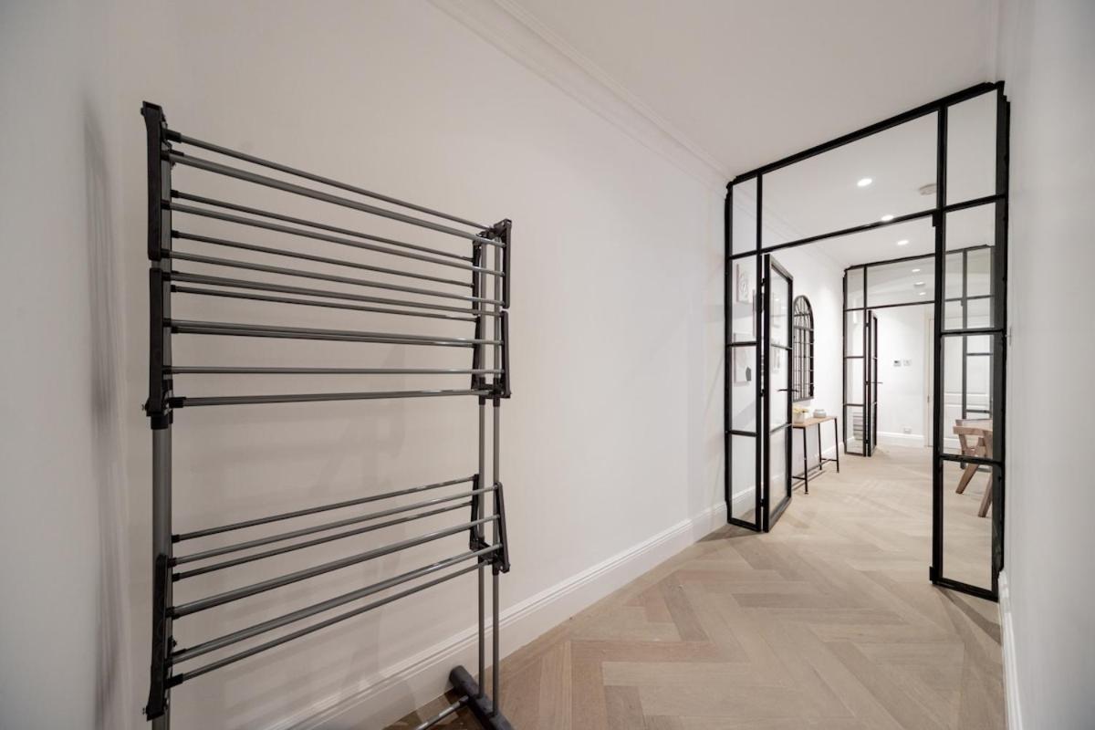 Lovely 2 Bedroom Flat In The Heart Of Kensington * London